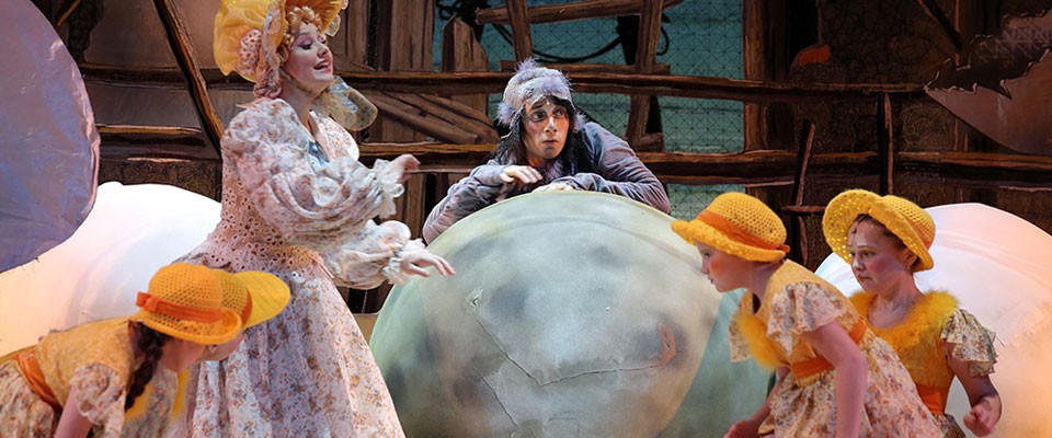 Опера Гадкий утенок