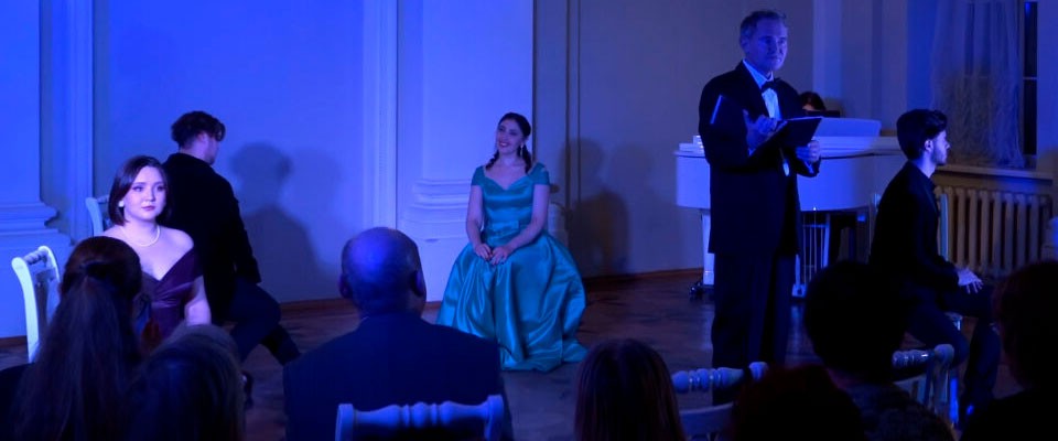 Опера Не убегайте от своей любви